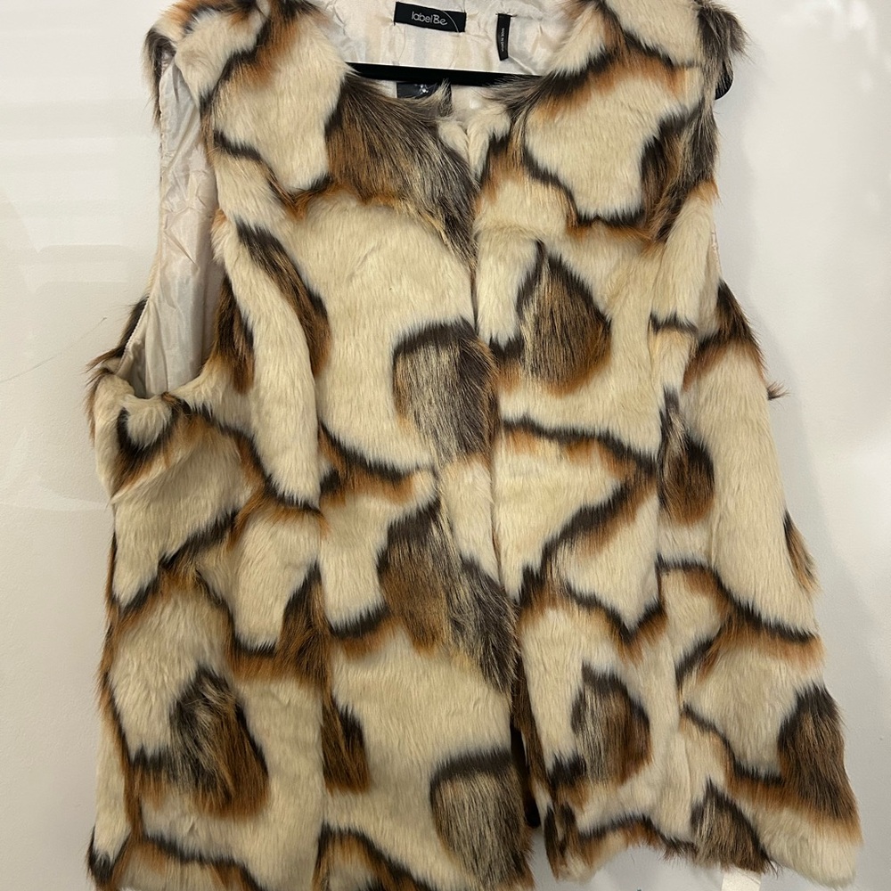 Simply Be Faux Fur Vest in Brown and Cream